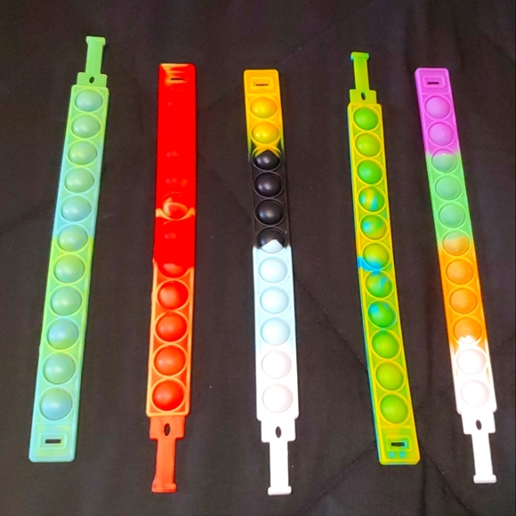 3pk Pop Fidget Toy Fidget Bracelet - Picture 4 of 6